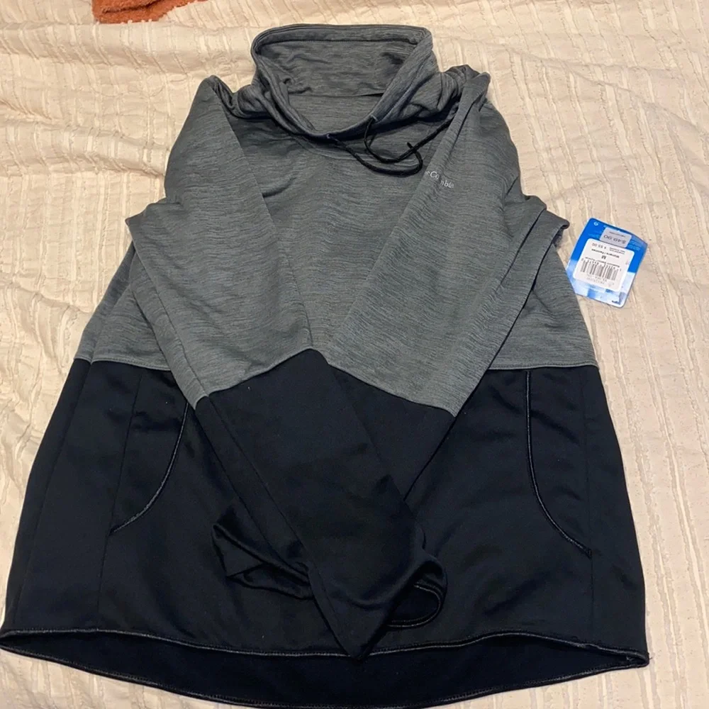 Sweater - Picture 1 of 3